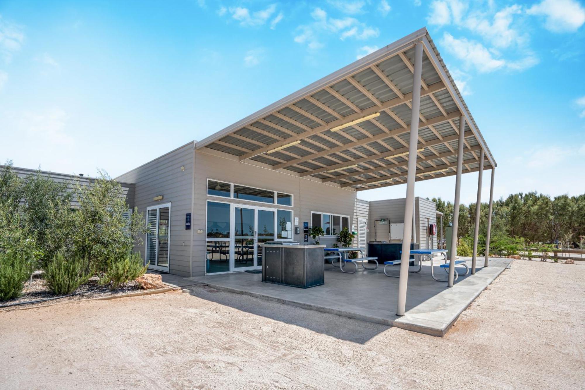 Tasman Holiday Parks - Denham Seaside エクステリア 写真